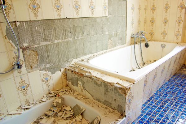 Bathtub Demolition in Clayton