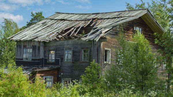 Cottage Demolition in Clayton